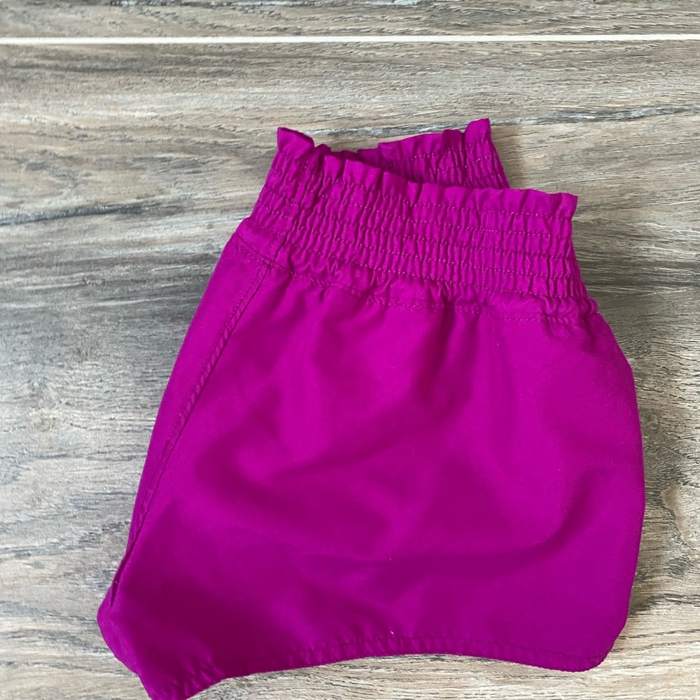 Pool Shorts - Picture 5 of 6